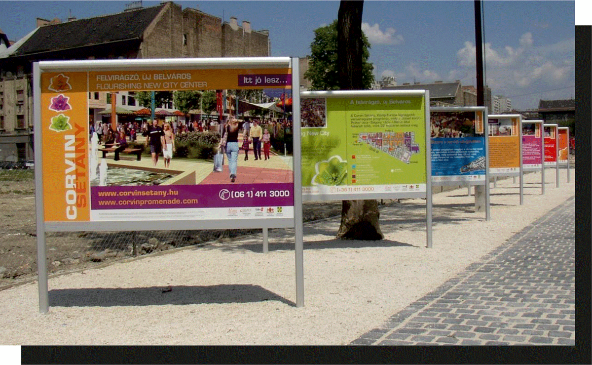On Road Ad Board